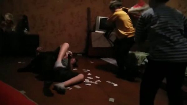 Так дерутся настоящие мужчины!)