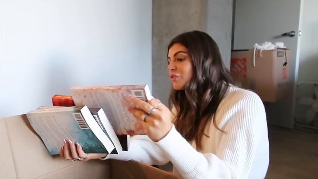 unpacking & organizing my books смотреть онлайн