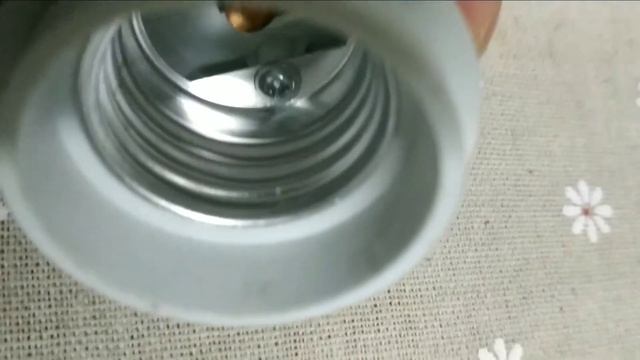 E40 to e27 LED Lamp socket смотреть онлайн