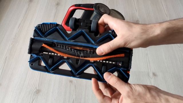 Philips XC7043/01 Speedpro Max Dik Şarjlı Süpürge Değerlendirmesi смотреть онлайн