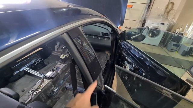 Шумоизоляция Volkswagen Passat CC по технологии AEROCELL LEV.3. Полная замена штатной аудиосистемы. смотреть онлайн