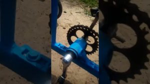 Самодельная машинка на педалях.