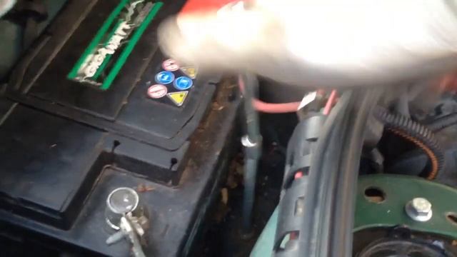 Batterie wechseln - Battery change - Renault Megane смотреть онлайн