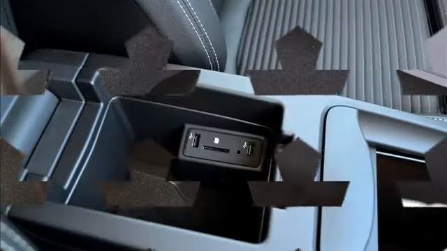 Renault Scenic Grand BOSE 1.6 dci 160 AUT : 1.572zł miesiąc смотреть онлайн