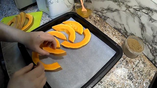 Сладкая тыква запеченная кусочками с медом смотреть онлайн