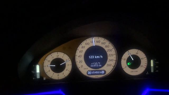 0-200km/h In AMG-Tuned Mercedes-Benz E420 CDI: ACCELERATION-AUTOBAHN смотреть онлайн