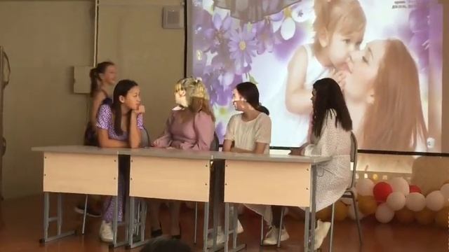 с днём матери !!Сценка ,,Собрание мамочек " смотреть онлайн