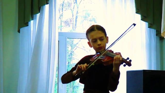 Настя Азаренко. Бом, Непрерывное движение