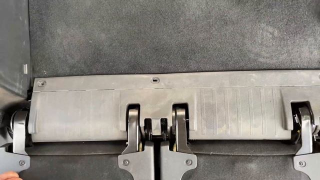 RIFTER/BERLINGO/COMBO/PROACE CITY/DOBLO - How To Remove Trunk Carpet (for Cleaning)