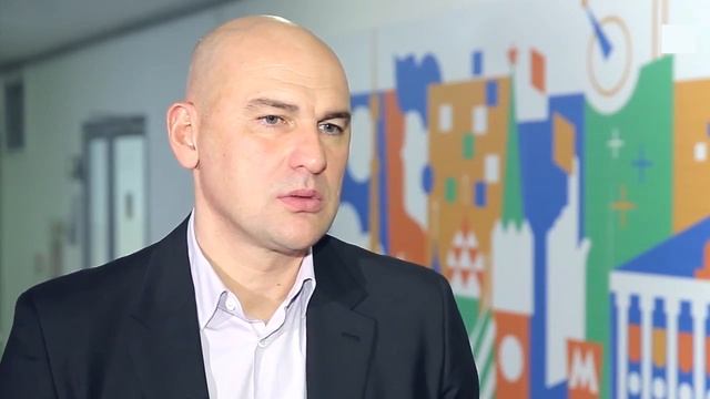 Почему ВАЖНО получать дополнительное образование | Радислав Гандапас смотреть онлайн