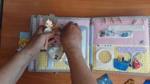 Развивающая книжка - Кукольный домик для Тани из фетра и ткани смотреть онлайн