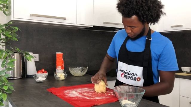 Strawberry dumplings | Dominican cooks czech food | Dominican Chefgro смотреть онлайн