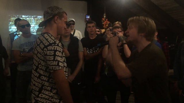 КАКОЙ-ТО БАТТЛ: КАКОЙ-ТО МЦ VS МЦ ГУНЬКИН смотреть онлайн