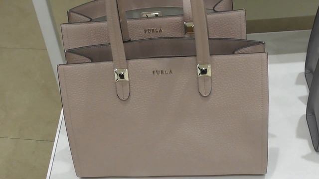 Сумки FURLA обзор цен в аутлет белая дача