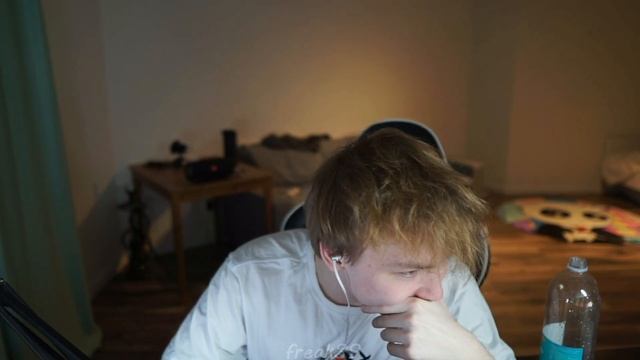 Когда у девушки начались месячные смотреть онлайн