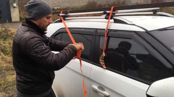 Крепление груза к багажной системе