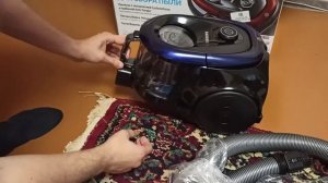 Распаковка — Пылесос Samsung SC18M21B0S2