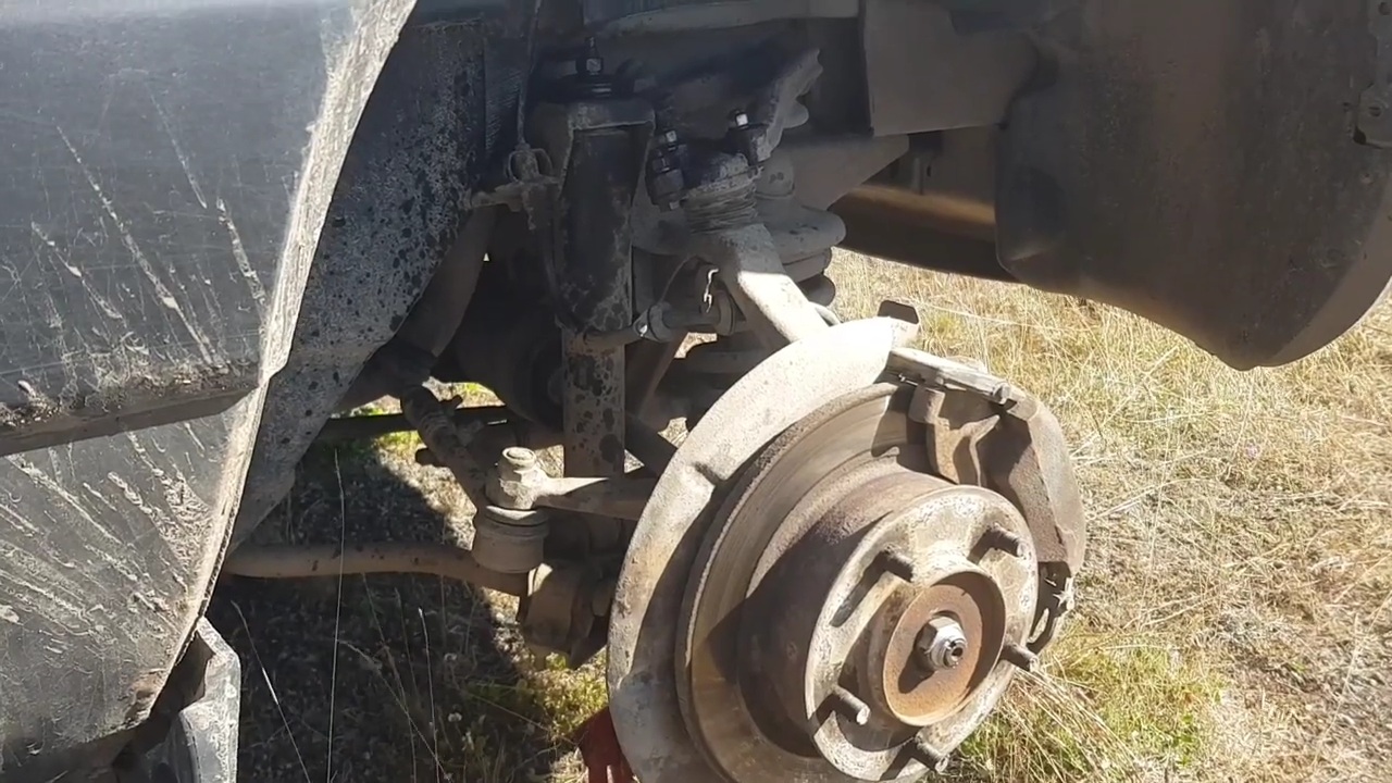 ШЕВРОЛЕ НИВА ЗАМЕНА ШАРОВЫХ ОПОР смотреть онлайн