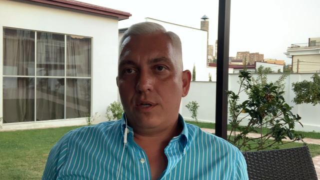 Стоит ли надеяться хоть на чью - то помощь сбежавшим из России бизнесменам смотреть онлайн