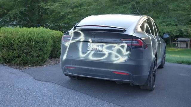 Weird Man DESTROYED MY McLaren... смотреть онлайн