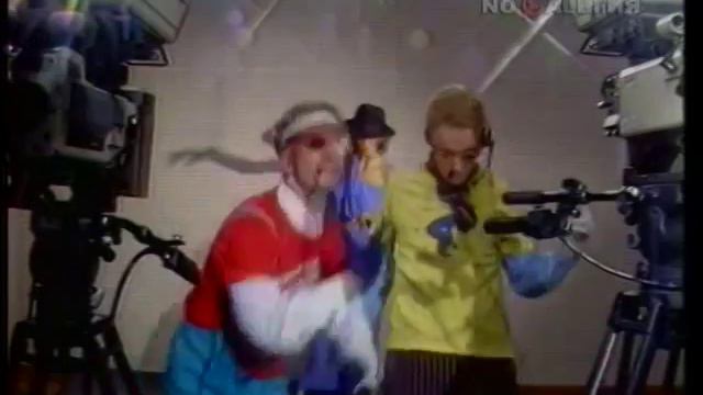 Олег Кацура и группа "Класс"- Нетелефонный разговор смотреть онлайн