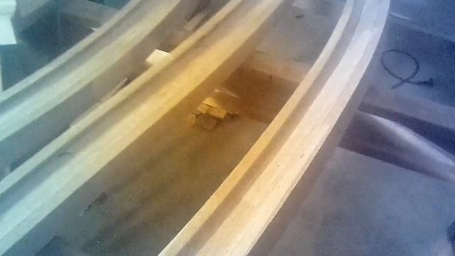 Ч-4. Делаем криволинейный поручень. Нижний паз. смотреть онлайн