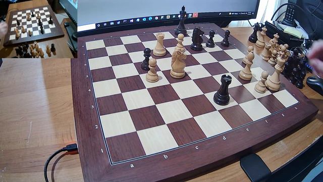 Komodo Dragon 2.5 vs Lc0 v0.28.0 3+3 blitz game смотреть онлайн