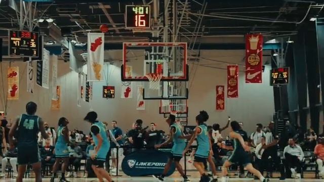 Ahmad Nowell Takes Over In Close Game VS The Soldiers!!! смотреть онлайн