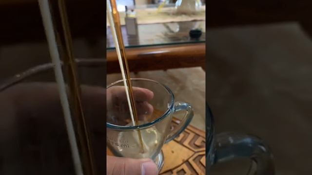 SHERIDAN’s COFFEE LAYERED LIQUEUR смотреть онлайн