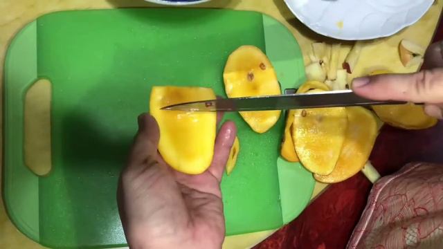 MIXED FRUIT SALAD WITH THOUSAND ISLAND | Cooking Tutorial | Oreom Pion Kitchenette смотреть онлайн