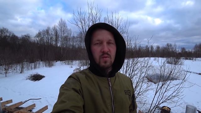 Накрыл птичник пленкой. Починили тормоза на Рено