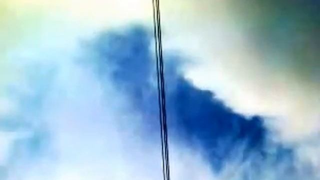 Под Поездом, положил телефон под эллектричку смотреть всем!!! смотреть онлайн