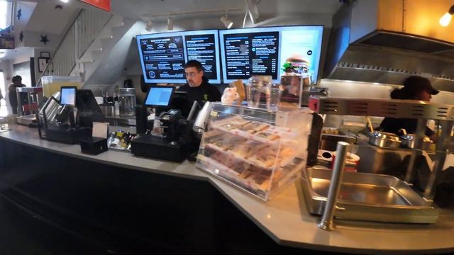 W12 смотреть онлайн