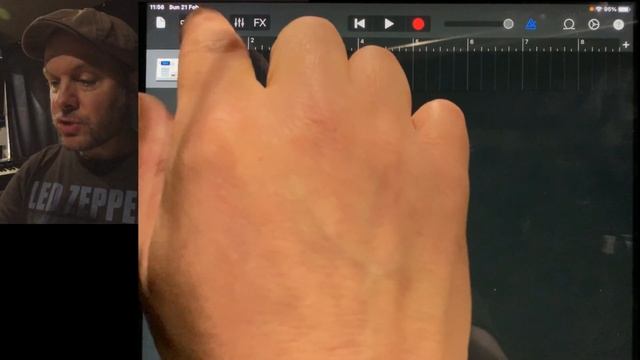 GarageBand for iOS: Multi-function Drum Pads смотреть онлайн
