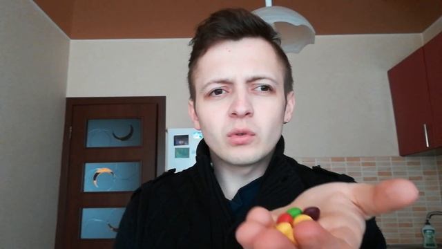 МУКБАНГ ДРАЖЕ SKITTLES С ФРУКТОВЫМ ВКУСОМ. КОНФЕТЫ КРАСНЫЙ СКИТЛС ФРУКТЫ смотреть онлайн