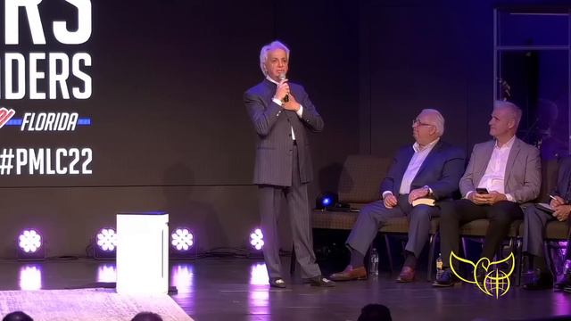 Sunday Service - Benny Hinn Ministries смотреть онлайн