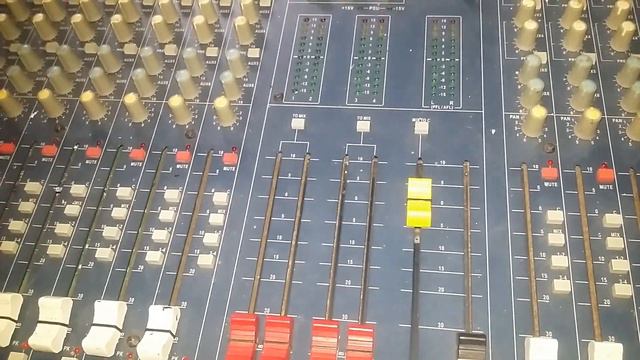 Review mixer mirip soundcraft LX7/KW смотреть онлайн