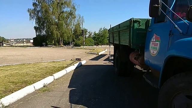 Категория Е. Заезд задним ходом в гараж. Саня хочет в дальнобой. Три недели спустя.