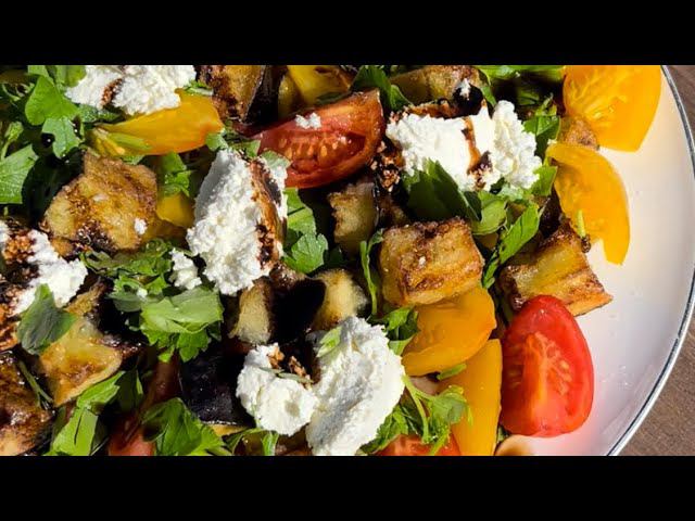 Салат с хрустящими баклажанами , все гениальное просто