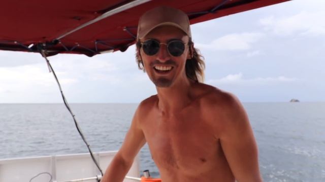 Entering a NEW coastline, DISCOVERING island SANCTUARY | Ep 48 | Sailing Merewether смотреть онлайн