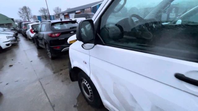 смотрел битые машины и там попался полицейский Bus смотреть онлайн