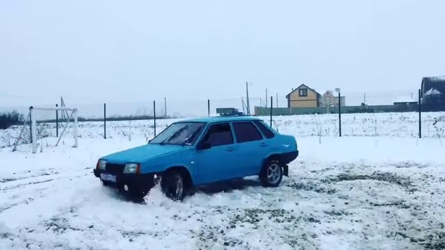 Ваз 21099.НАСТУПИЛА ЗИМА смотреть онлайн
