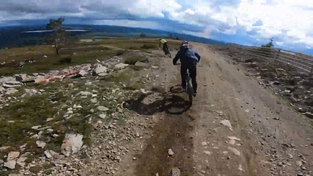 ylläs bikepark with da boys смотреть онлайн