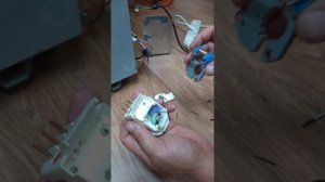 ремонт холодильника Дэу FR-330 продолжение.