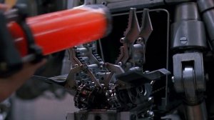 Как устроен киборг РобоКоп 2?