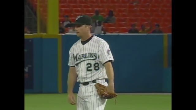 ATL@FLA: Position player Wood pitches perfect 9th смотреть онлайн