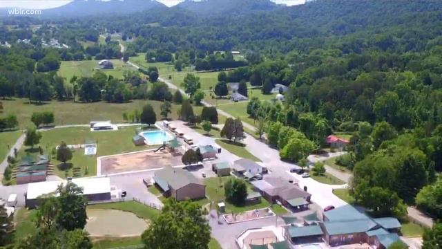 Six kids now being treated for E. coli at Children's Hospital смотреть онлайн