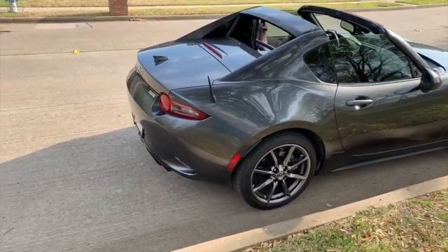 2017 MX-5 RF Launch Edition смотреть онлайн