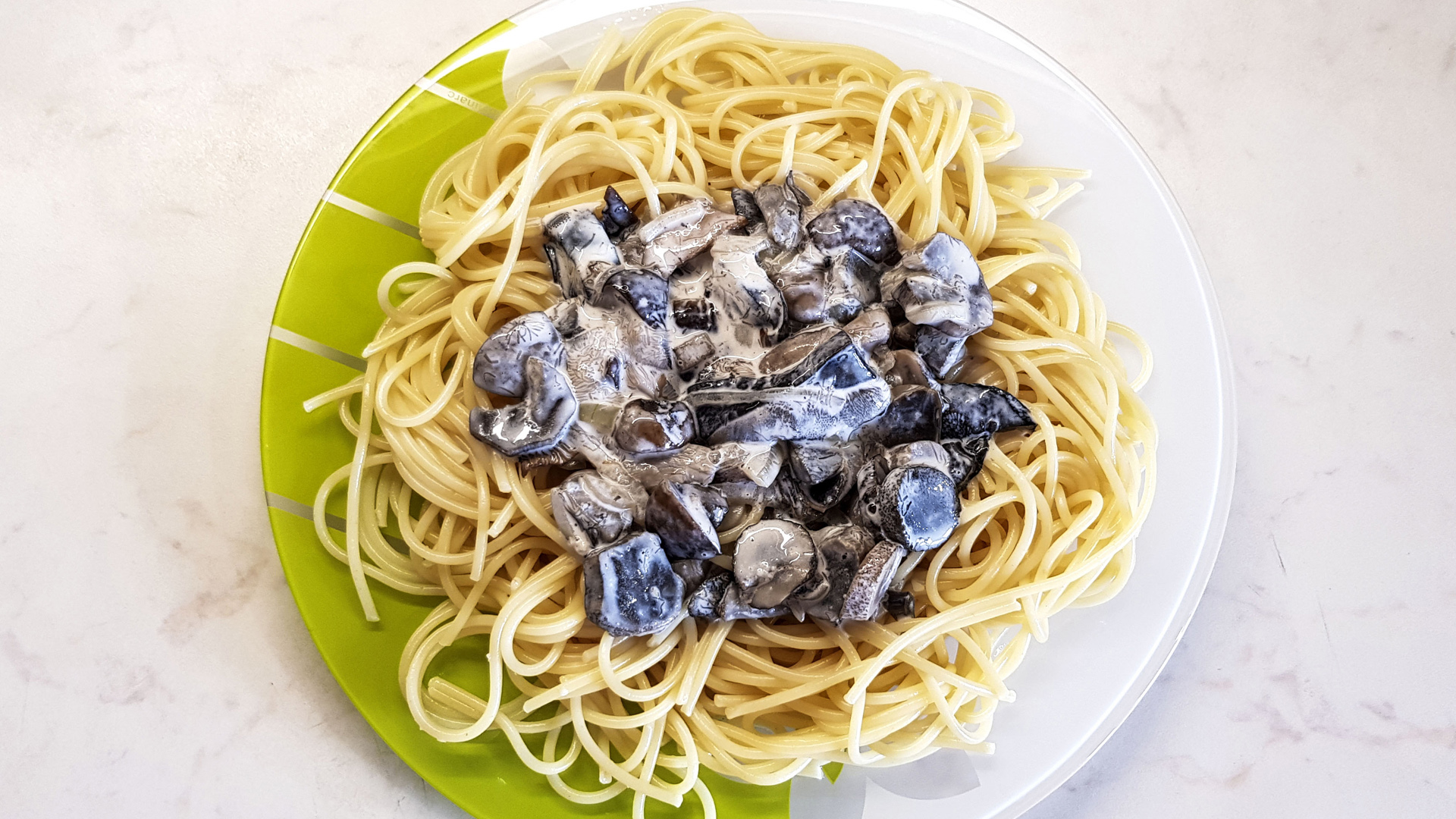 Как приготовить ГРИБНОЙ соус к СПАГЕТТИ. Очень легкий рецепт! смотреть онлайн