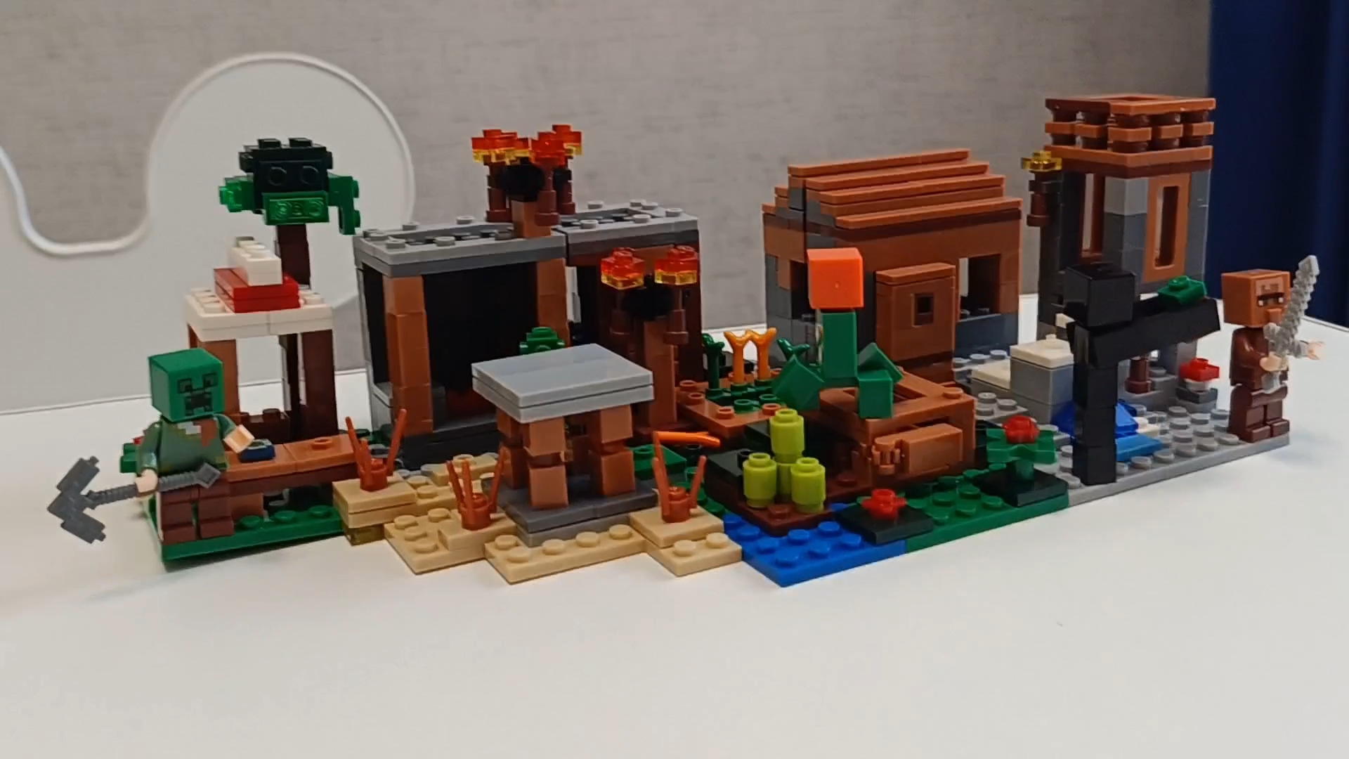 Собираем Lego Minecraft (Лего Майнкрафт) деревня с Тимуром Хэй часть 3